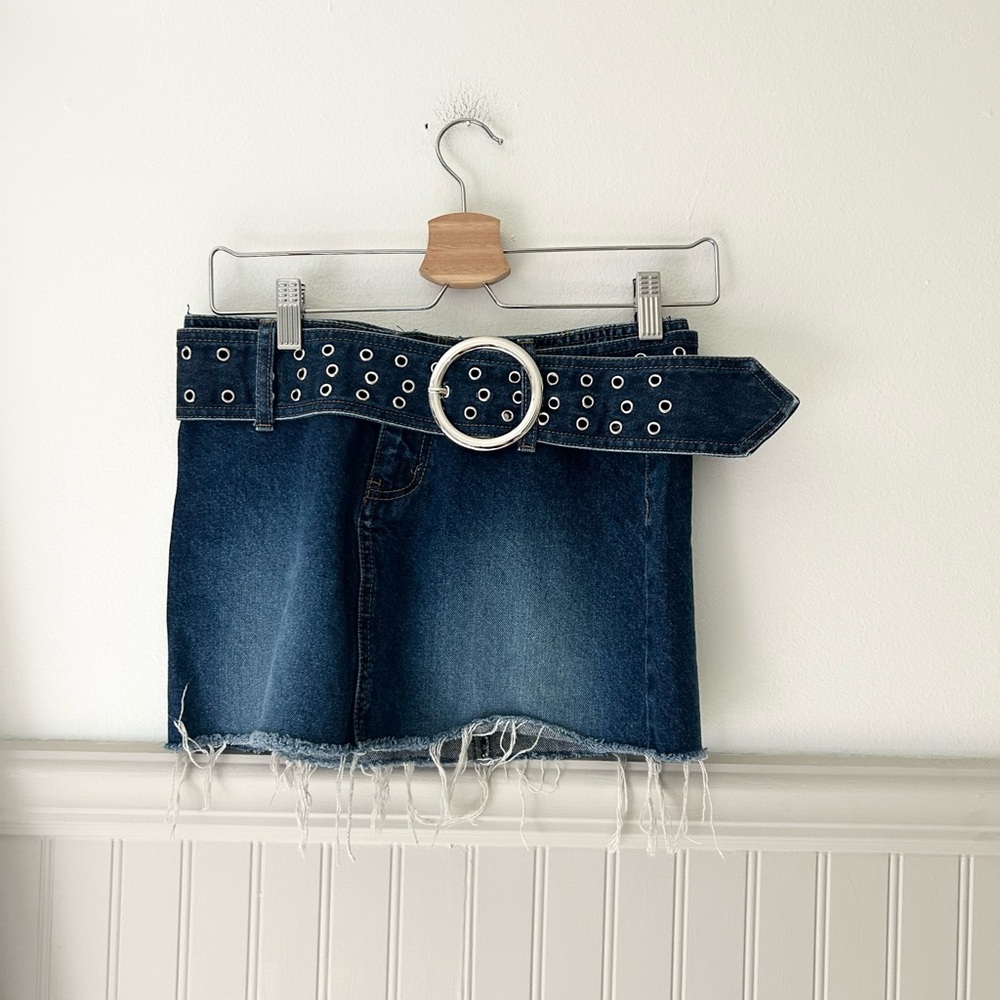 Vintage Y2K Angels Dark Blue Denim Mini Skirt Grommet Attached Belt Bratz Style - Picture 1 of 7